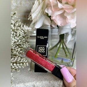NIB - Guerlain Paris - Kiss Kiss Liquid Lipstick - Wow Glitter